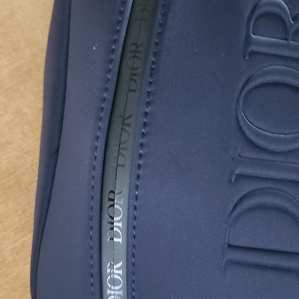 Dior Blue ToiletryBag Collection - Picture 3 of 6